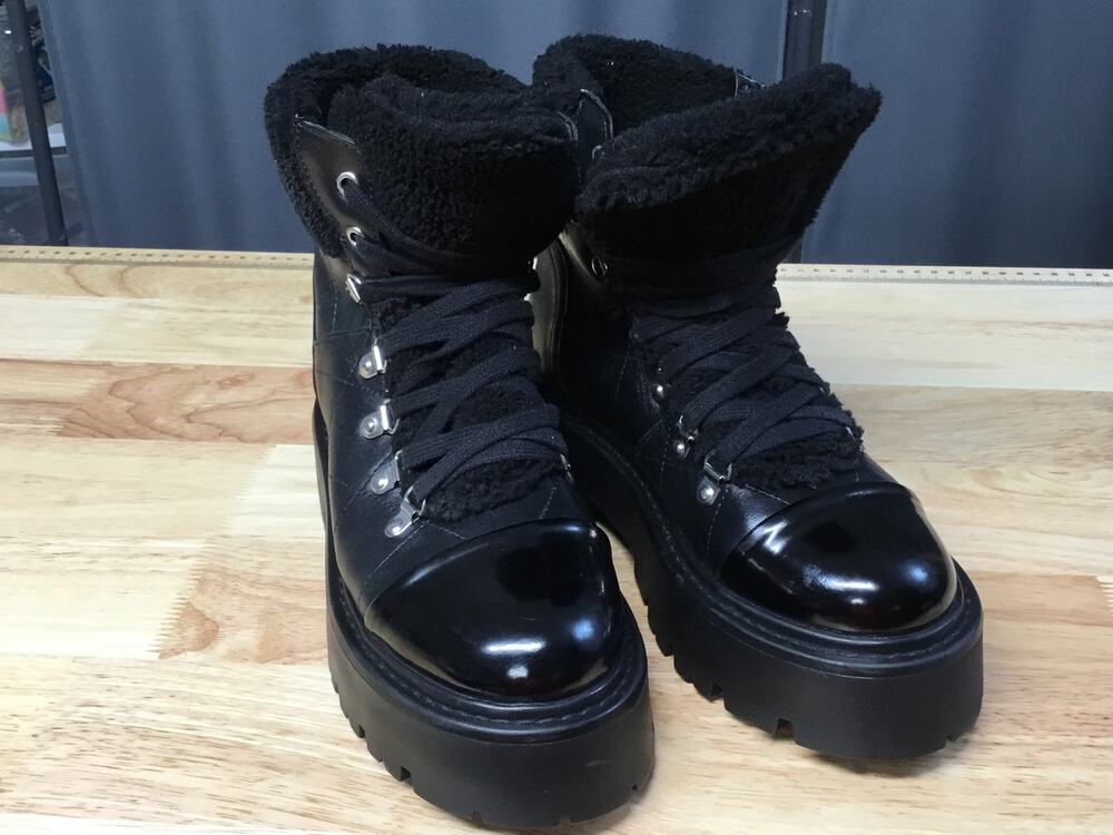Steve Madden Reyen Platform Combat Boot Women's 7.5 Black Leather Lace Up